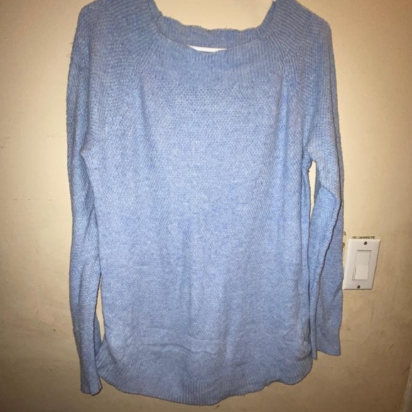 Women's Knitted Sweater - Picture 4 of 8